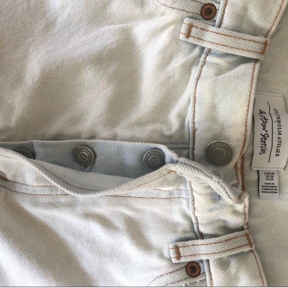 & Other Stories High Rise Shorts Light Wash - Picture 5 of 6